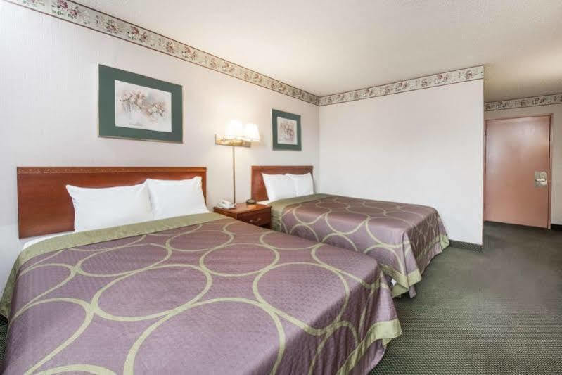Red Roof Inn Richmond, In Экстерьер фото