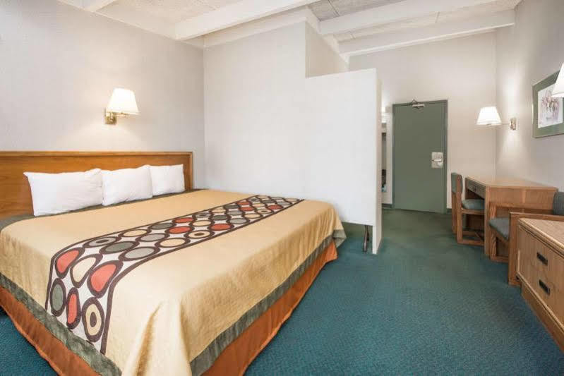 Red Roof Inn Richmond, In Экстерьер фото