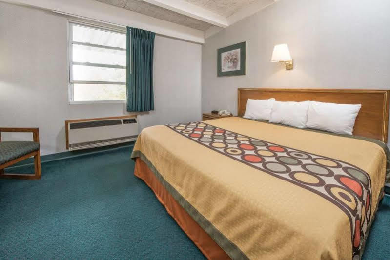 Red Roof Inn Richmond, In Экстерьер фото