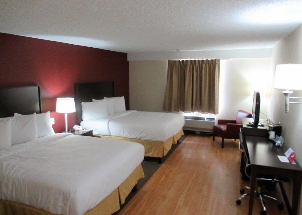 Red Roof Inn Richmond, In Экстерьер фото